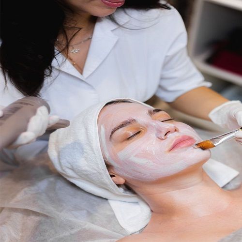 Red Carpet Facial in Dubai